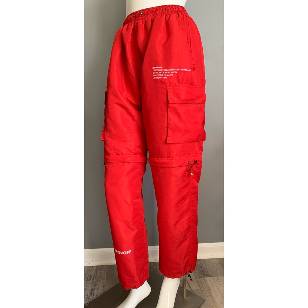 DROPOFF : red convertible cargo pants